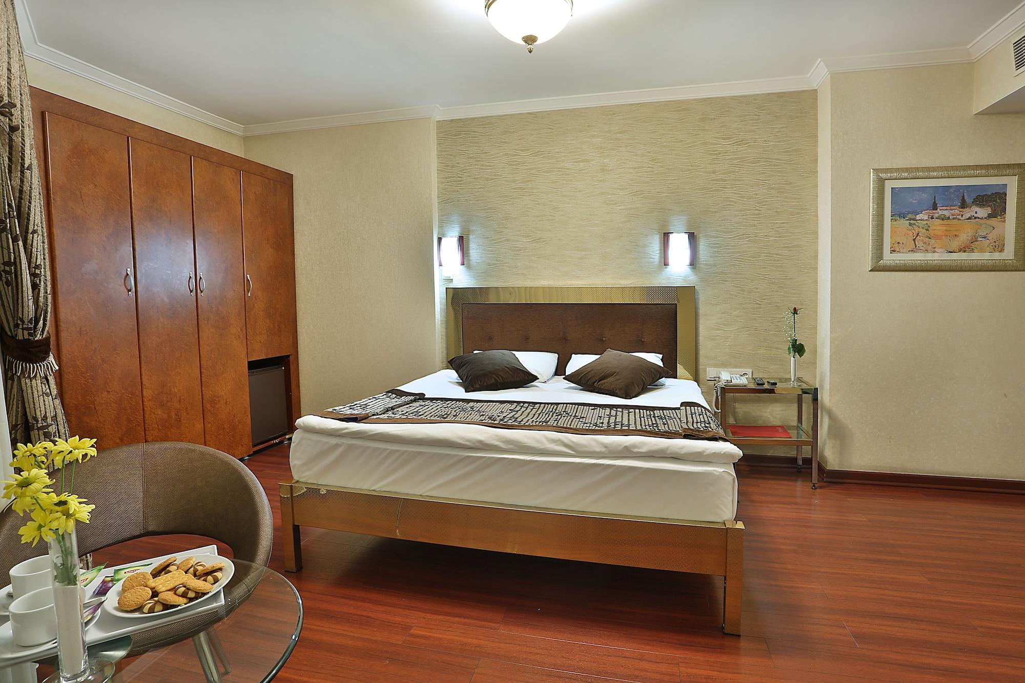 Grand Madrid Hotel Istanbul Exterior foto