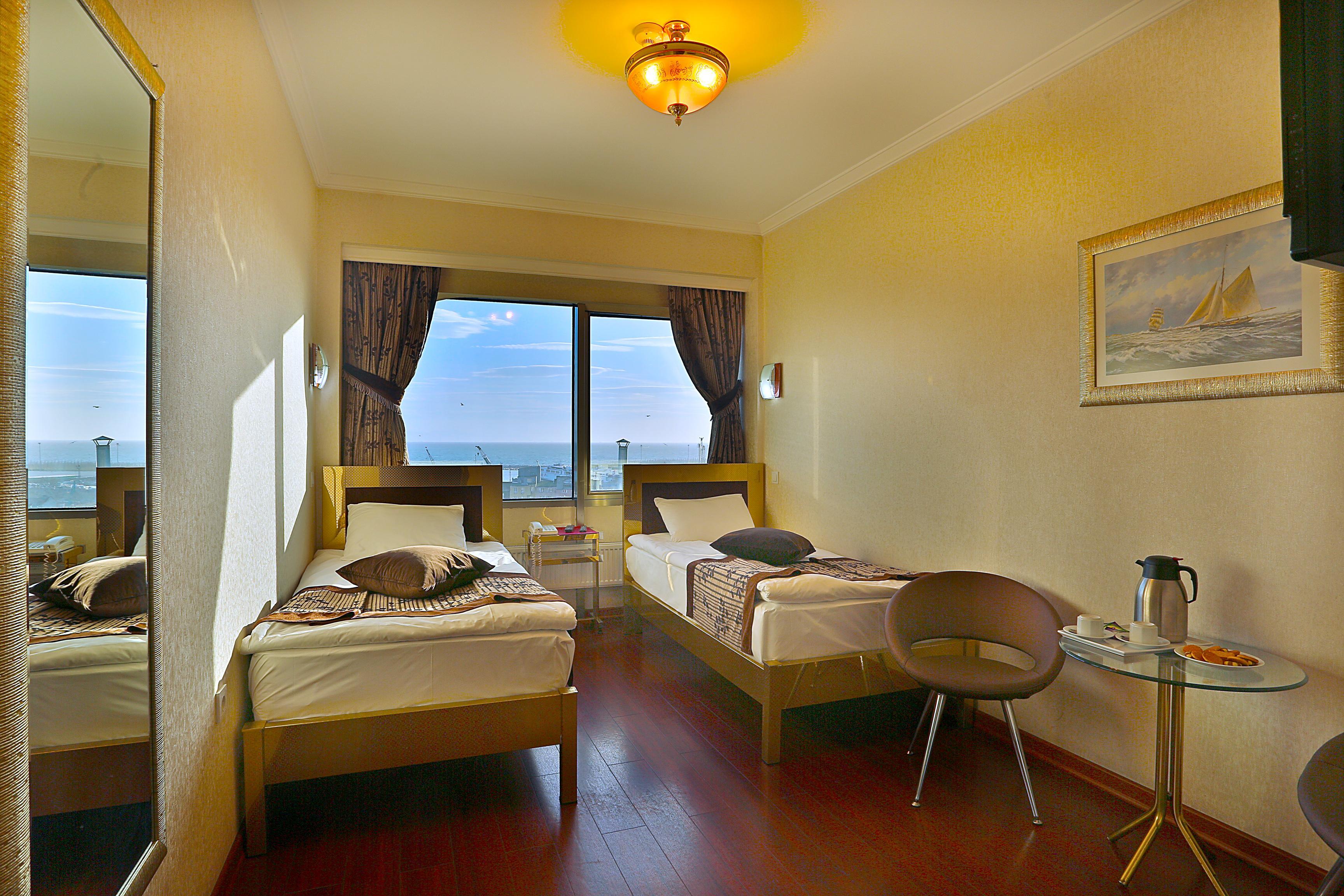 Grand Madrid Hotel Istanbul Exterior foto