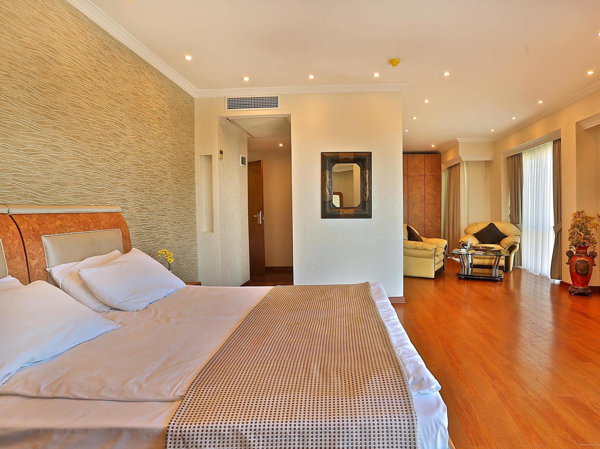 Grand Madrid Hotel Istanbul Exterior foto